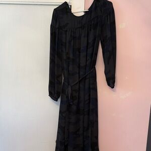 Banana Republic Black Camouflage Long Sleeve Dress